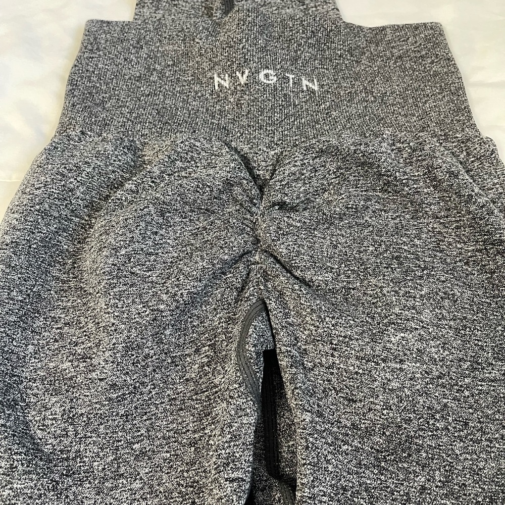 NVGTN Black Speckled Scrunch Seamless Leggings